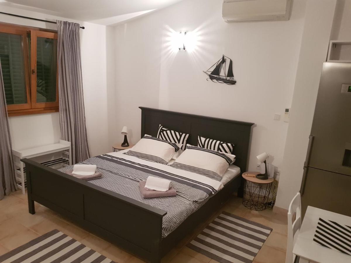 Apartments Summer Touch Petrčane Kültér fotó