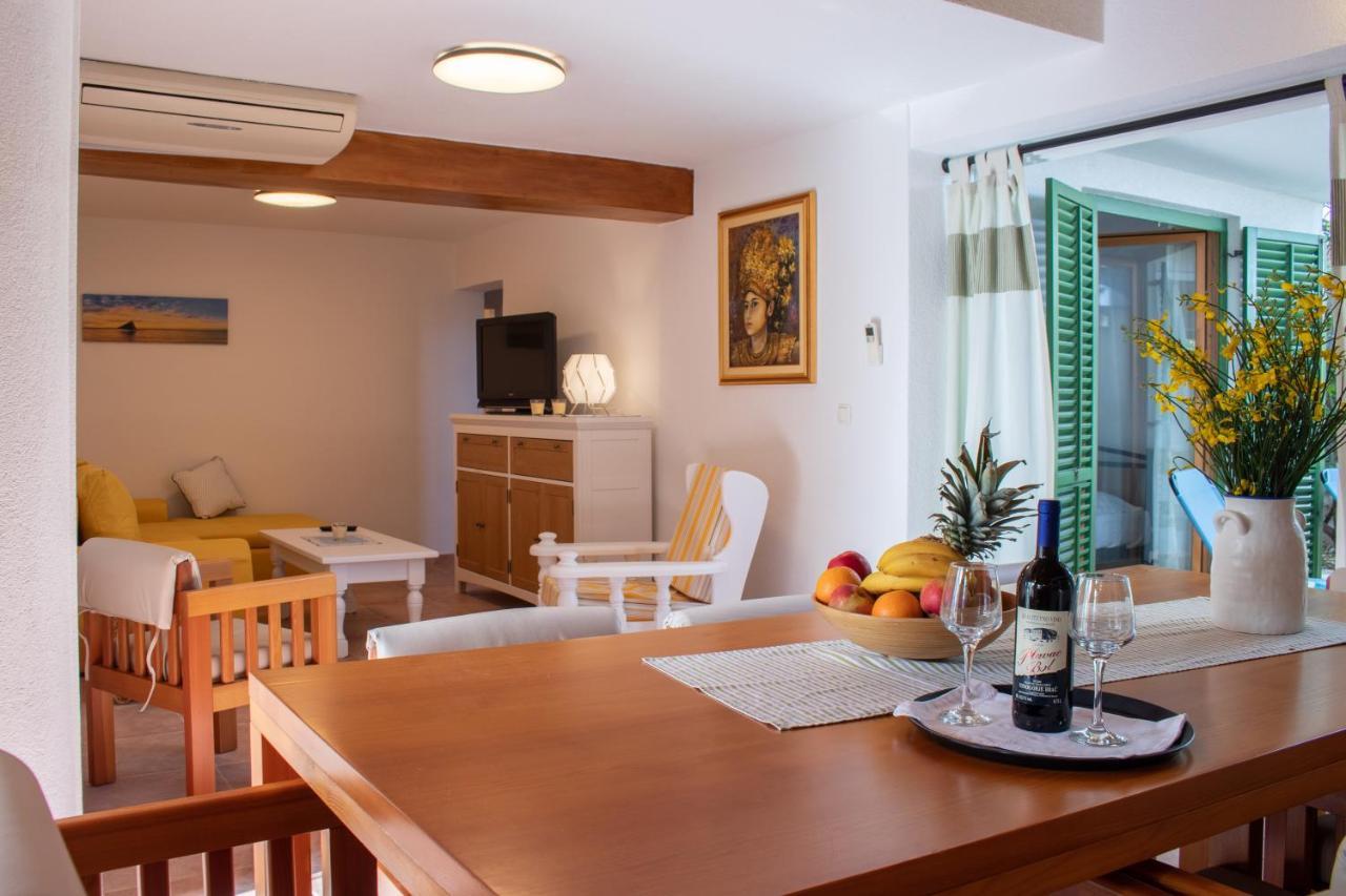 Apartments Summer Touch Petrčane Kültér fotó