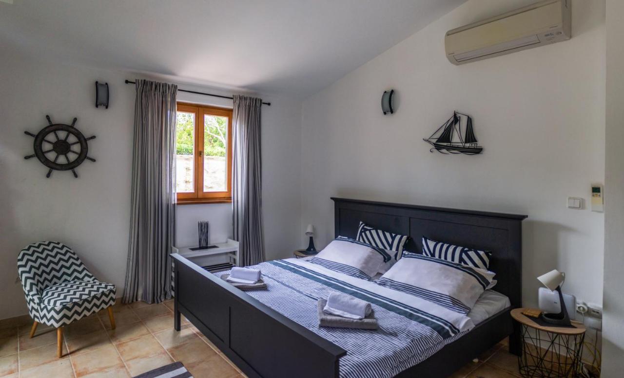 Apartments Summer Touch Petrčane Kültér fotó