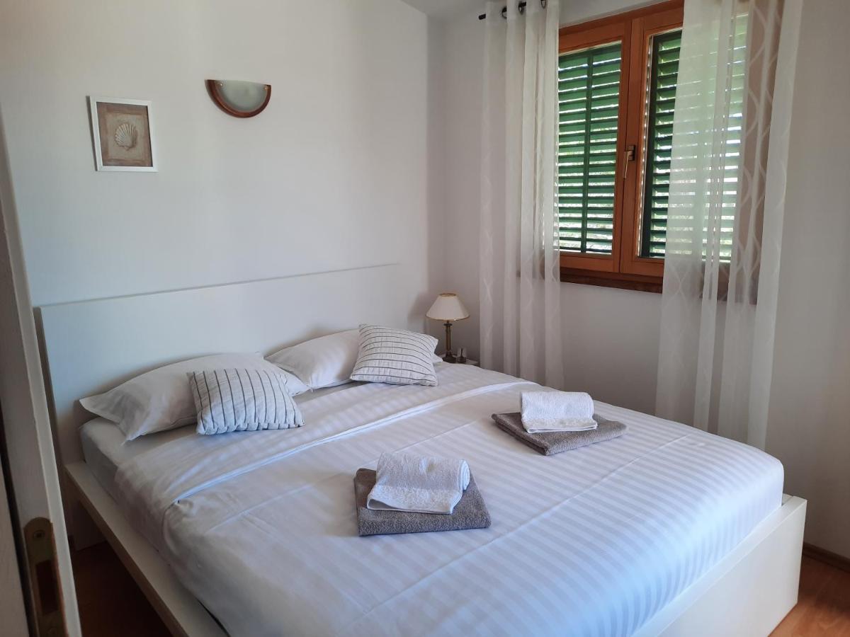 Apartments Summer Touch Petrčane Kültér fotó